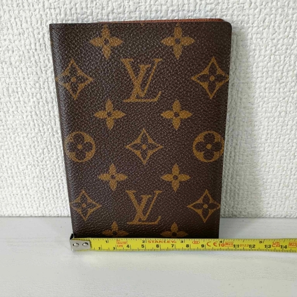Lv passeport case - Picture 1 of 8